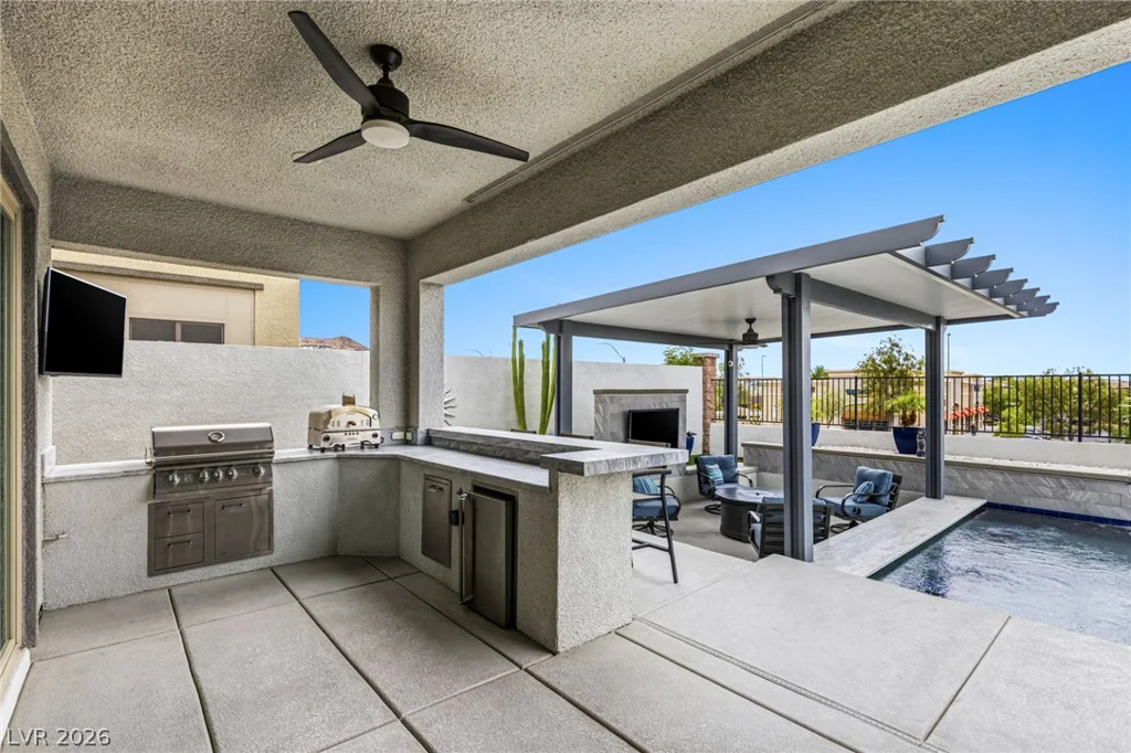743 Glowing Horizon, Henderson, NV 89052