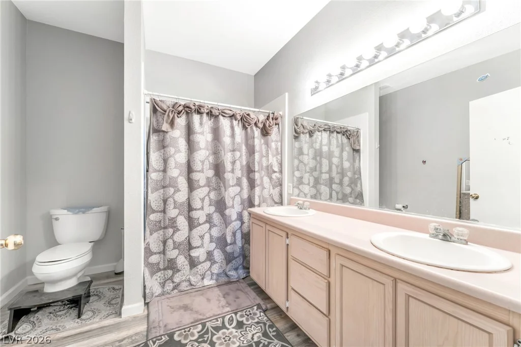 7241 Indian Creek, Las Vegas, NV 89149