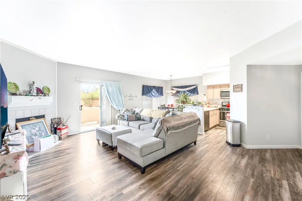 7241 Indian Creek, Las Vegas, NV 89149
