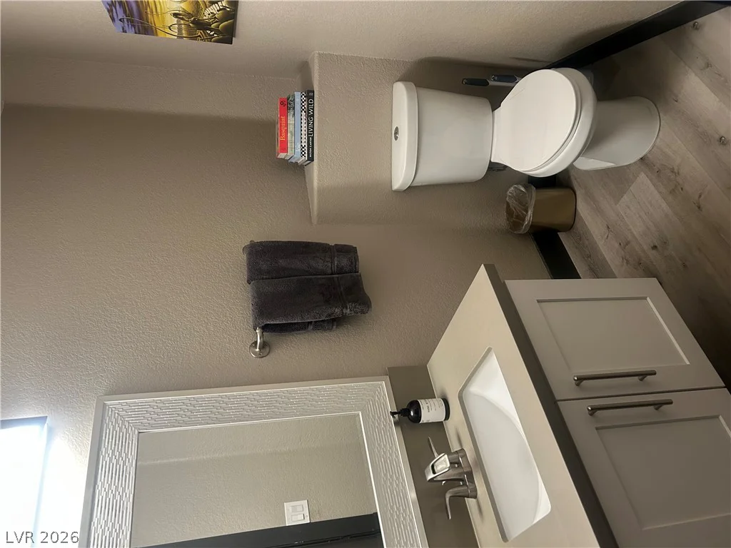 1909 Blackpool, Las Vegas, NV 89128
