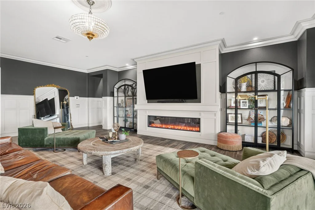 8535 Longmire, Las Vegas, NV 89143
