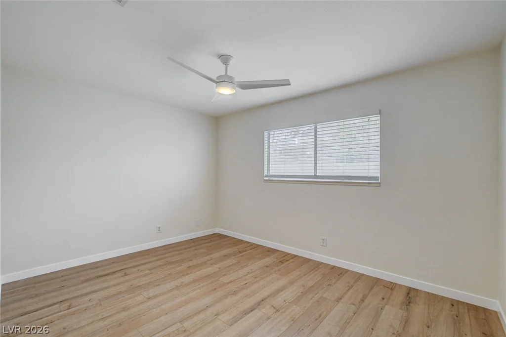 717 Palmhurst, Las Vegas, NV 89145