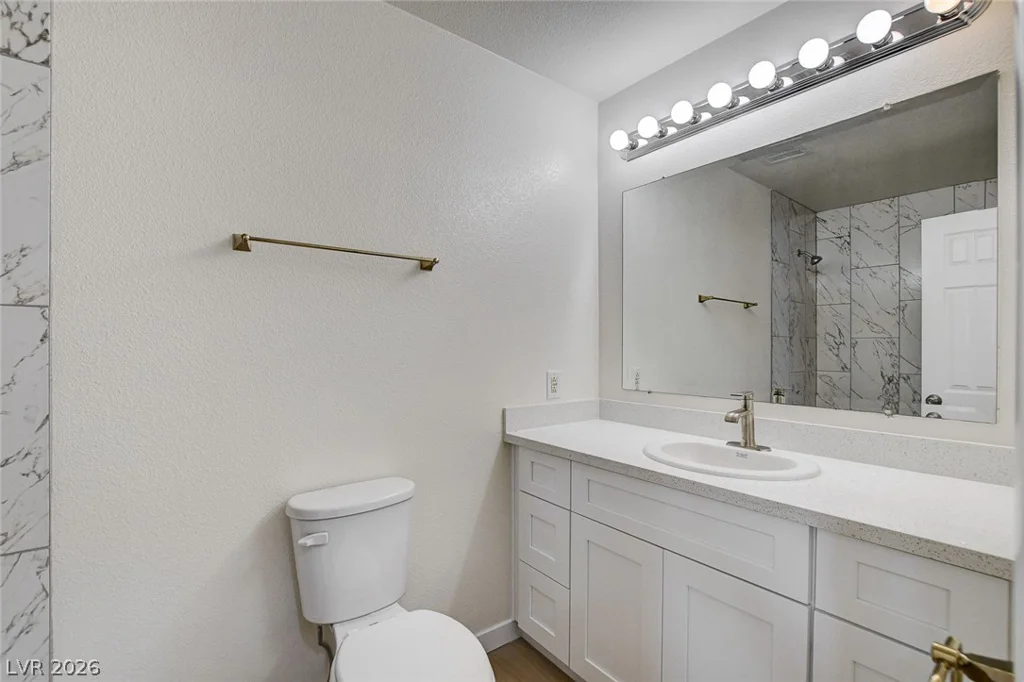 717 Palmhurst, Las Vegas, NV 89145