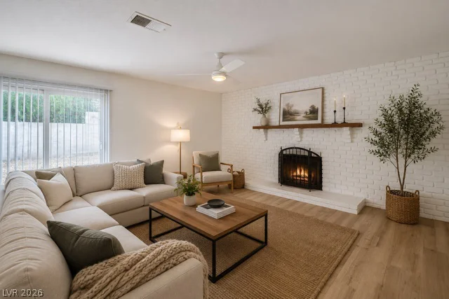 717 Palmhurst, Las Vegas, NV 89145