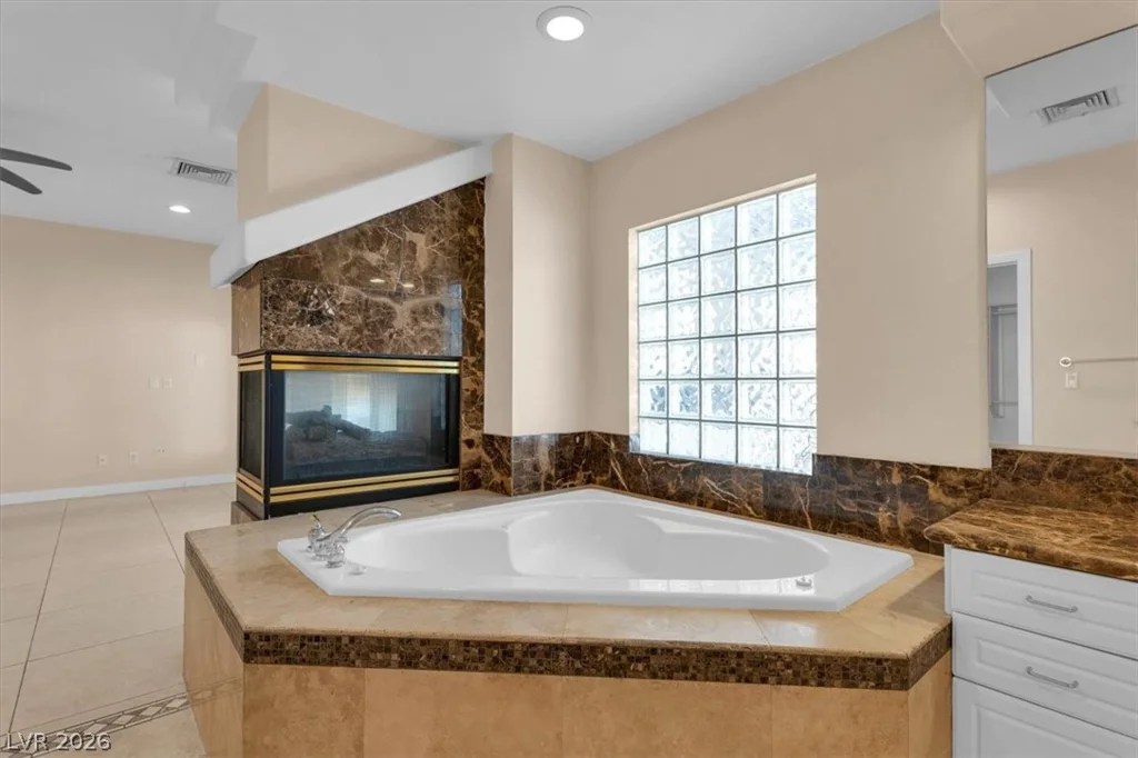 7956 Marbella, Las Vegas, NV 89128