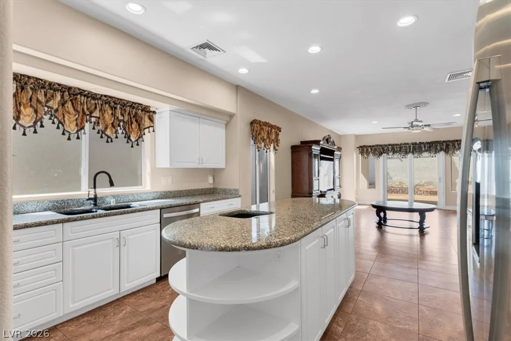 7956 Marbella, Las Vegas, NV 89128