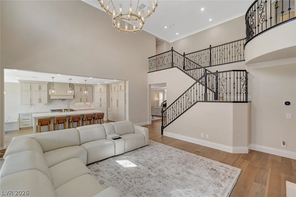 525 Cabrera, Las Vegas, NV 89138