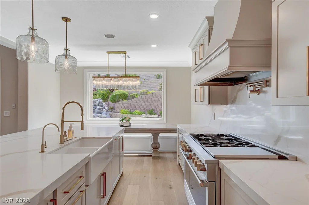525 Cabrera, Las Vegas, NV 89138