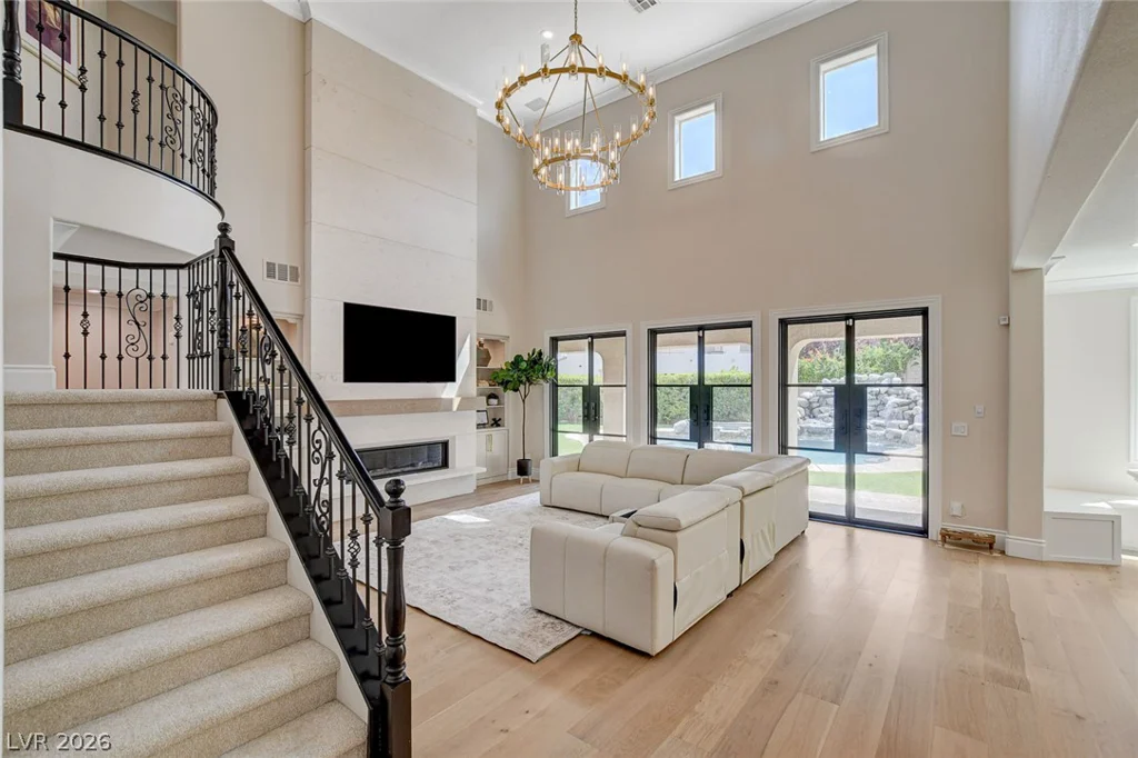 525 Cabrera, Las Vegas, NV 89138