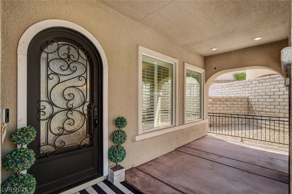 525 Cabrera, Las Vegas, NV 89138