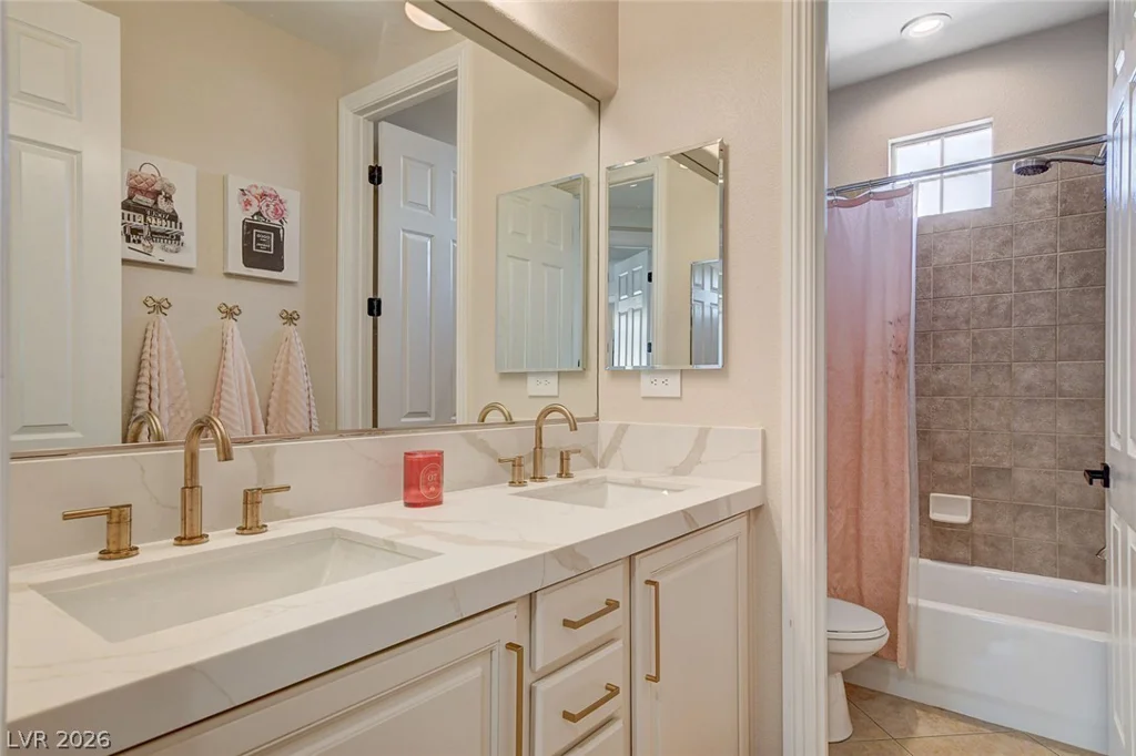525 Cabrera, Las Vegas, NV 89138