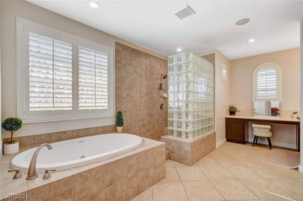 525 Cabrera, Las Vegas, NV 89138