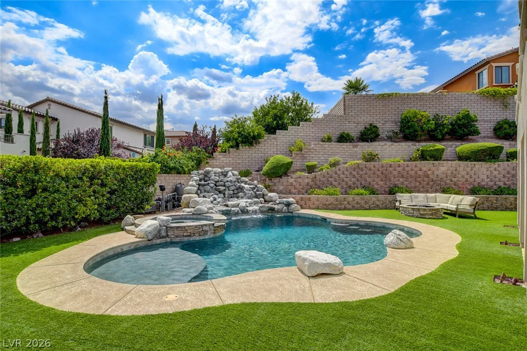 525 Cabrera, Las Vegas, NV 89138