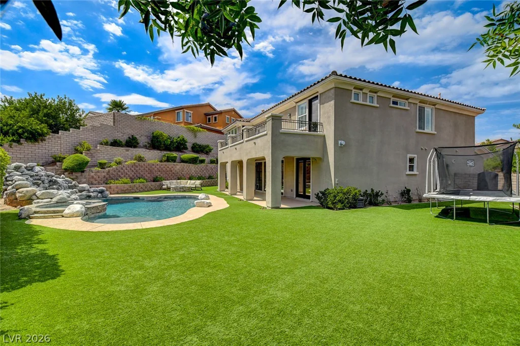 525 Cabrera, Las Vegas, NV 89138
