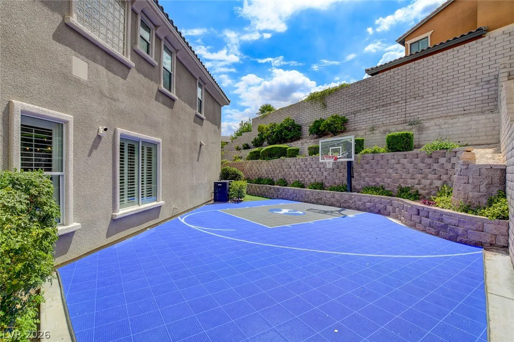 525 Cabrera, Las Vegas, NV 89138