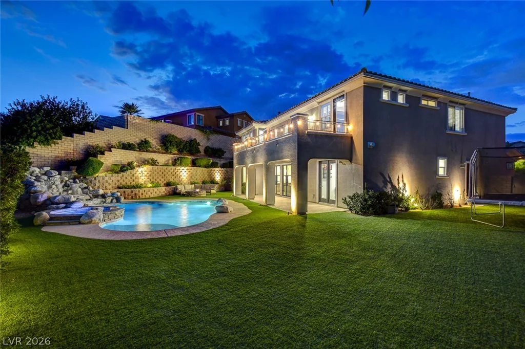 525 Cabrera, Las Vegas, NV 89138