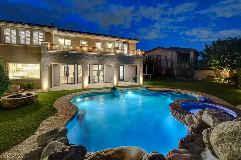 525 Cabrera, Las Vegas, NV 89138