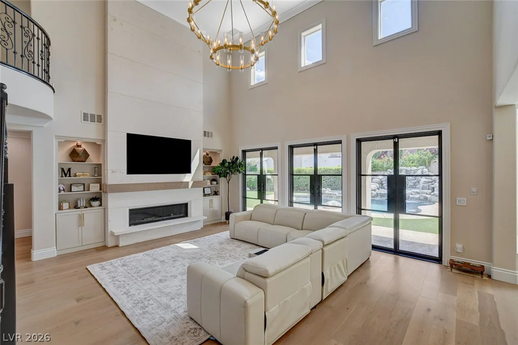 525 Cabrera, Las Vegas, NV 89138