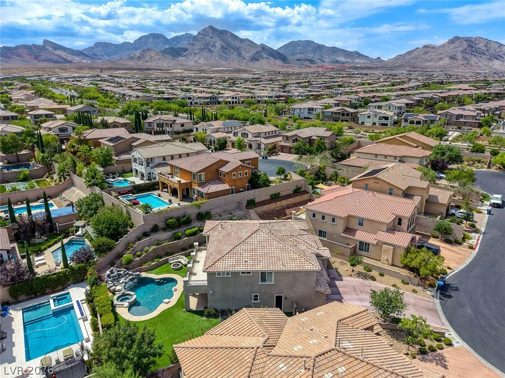 525 Cabrera, Las Vegas, NV 89138