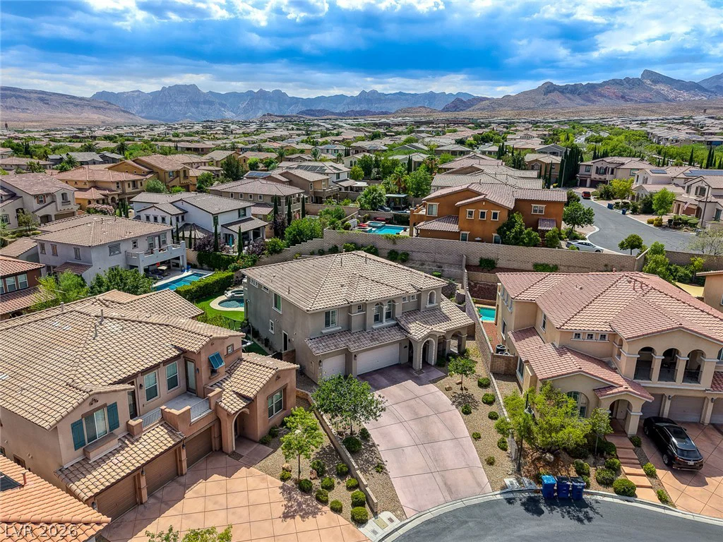 525 Cabrera, Las Vegas, NV 89138