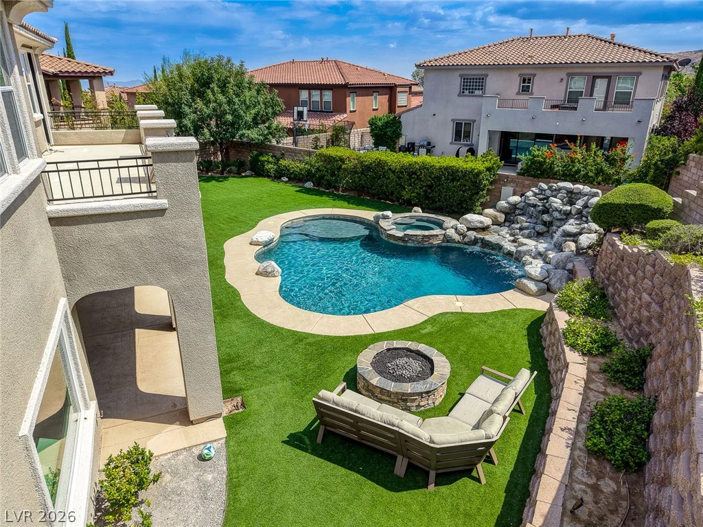 525 Cabrera, Las Vegas, NV 89138