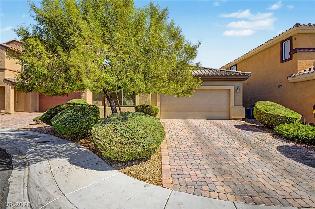 32 Buffalo Gap, North Las Vegas, NV 89084