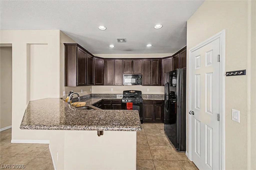 32 Buffalo Gap, North Las Vegas, NV 89084