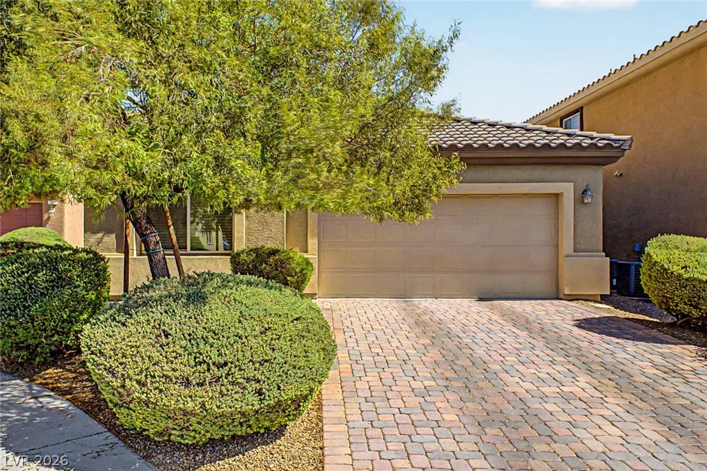 32 Buffalo Gap, North Las Vegas, NV 89084