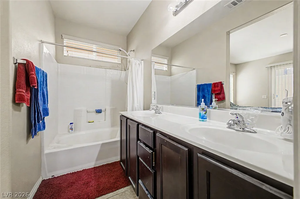 32 Buffalo Gap, North Las Vegas, NV 89084