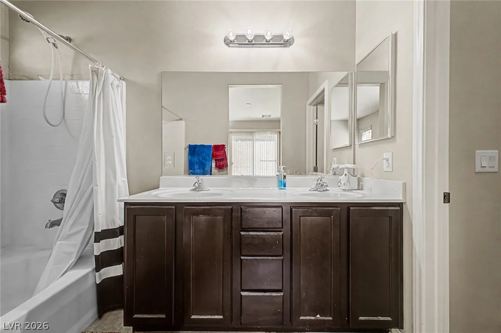 32 Buffalo Gap, North Las Vegas, NV 89084
