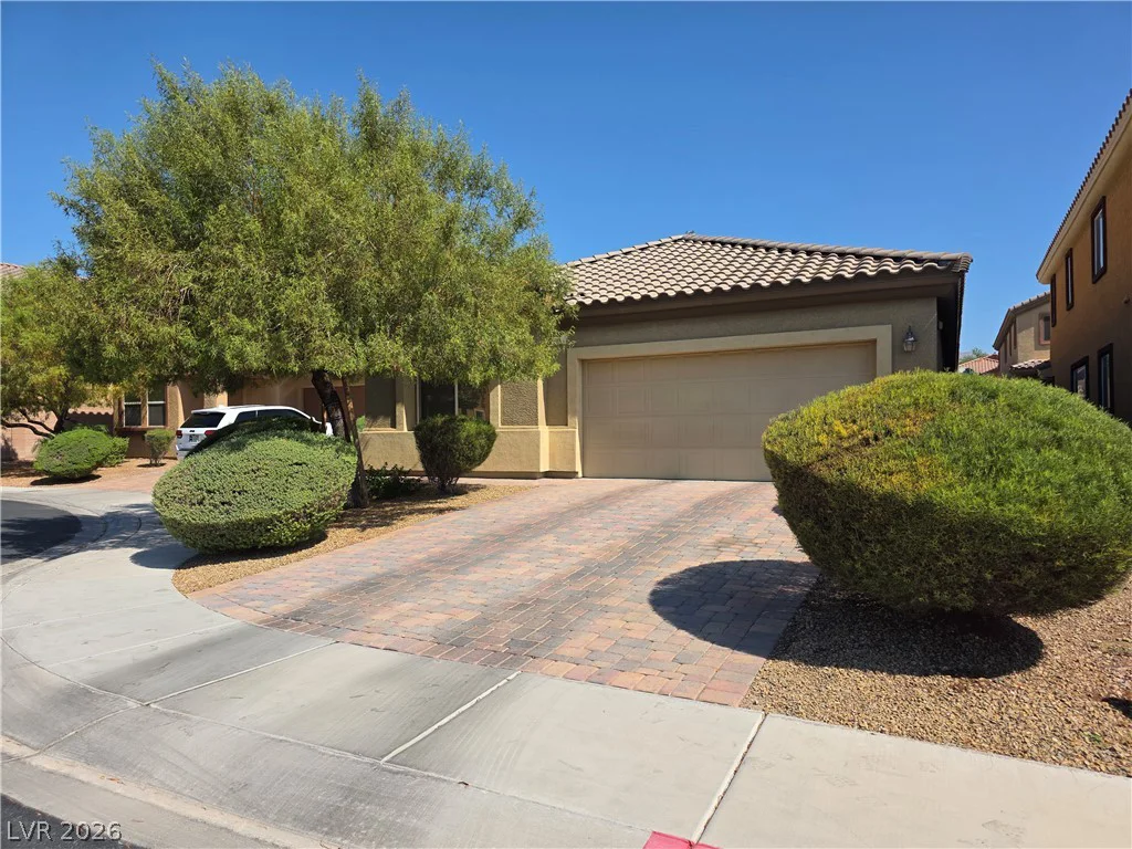 32 Buffalo Gap, North Las Vegas, NV 89084
