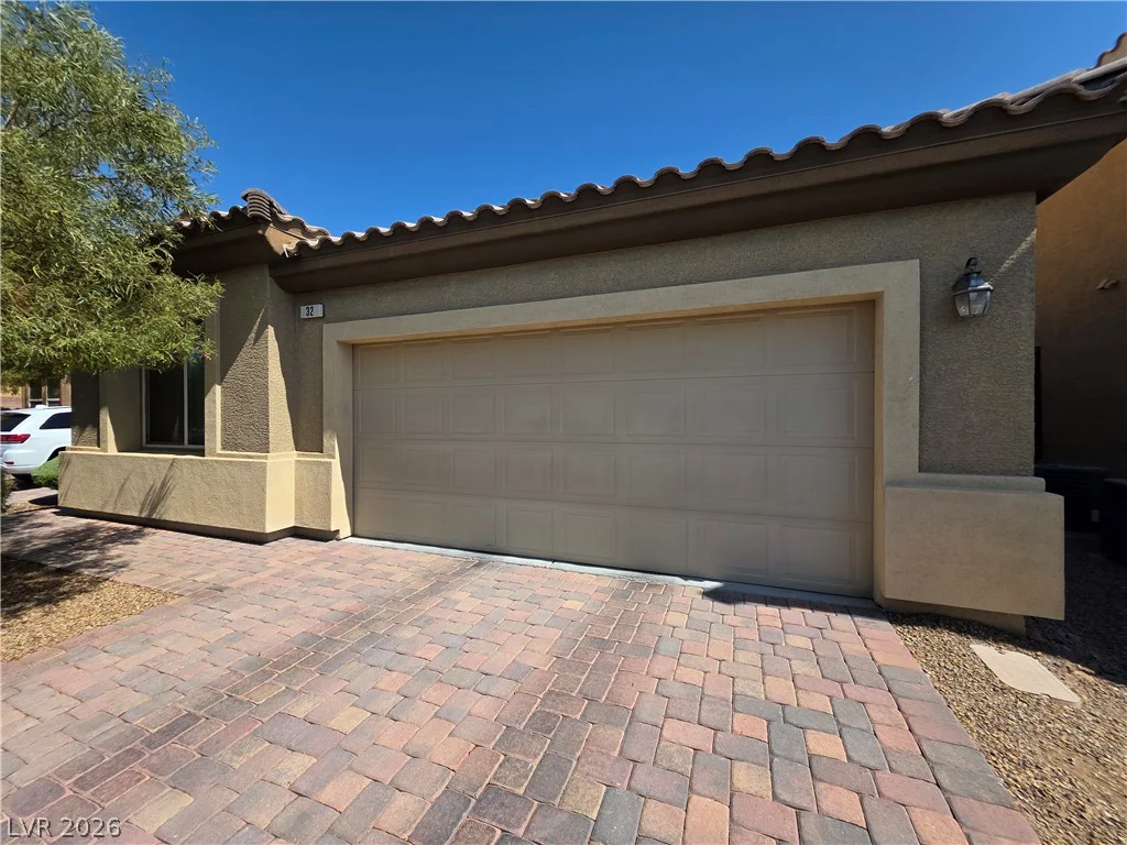 32 Buffalo Gap, North Las Vegas, NV 89084
