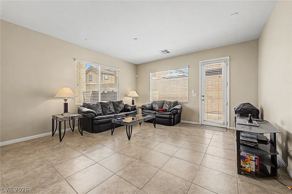 32 Buffalo Gap, North Las Vegas, NV 89084