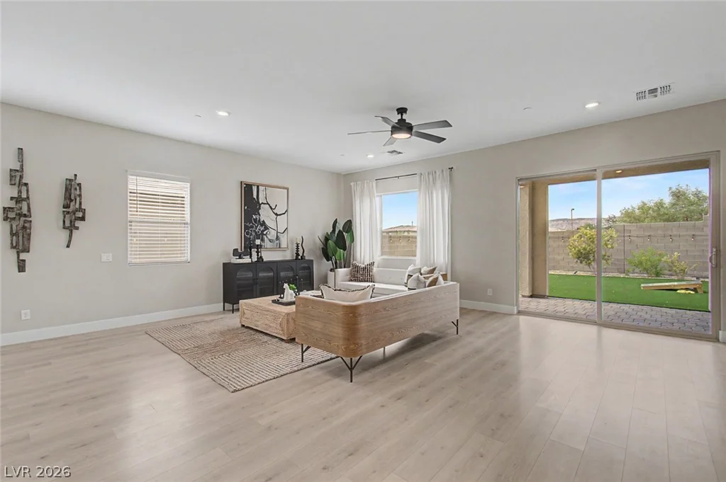12571 Huckleberry Oak, Las Vegas, NV 89138