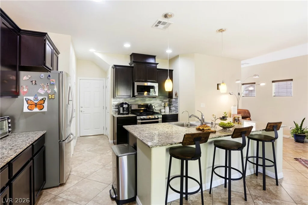 2815 Rough Green, Las Vegas, NV 89117