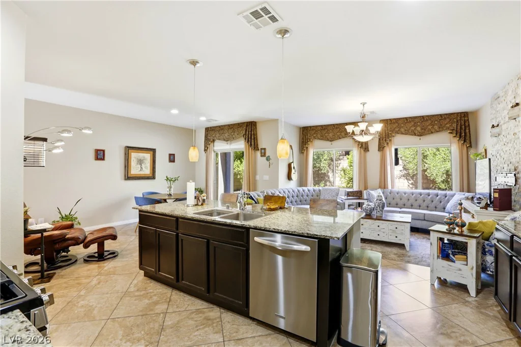 2815 Rough Green, Las Vegas, NV 89117
