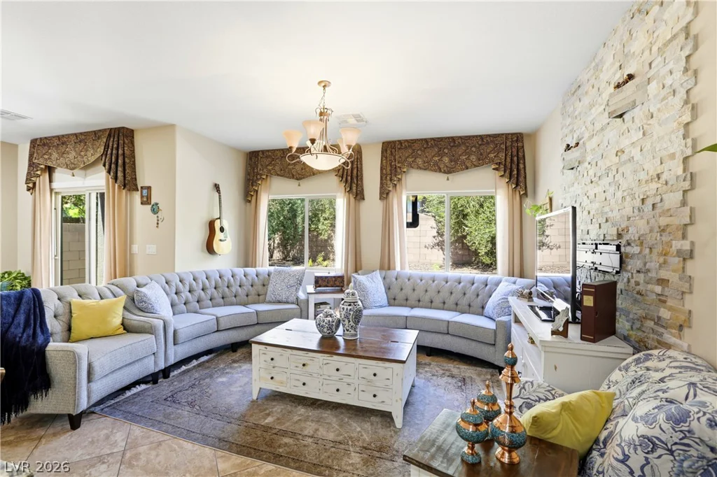 2815 Rough Green, Las Vegas, NV 89117