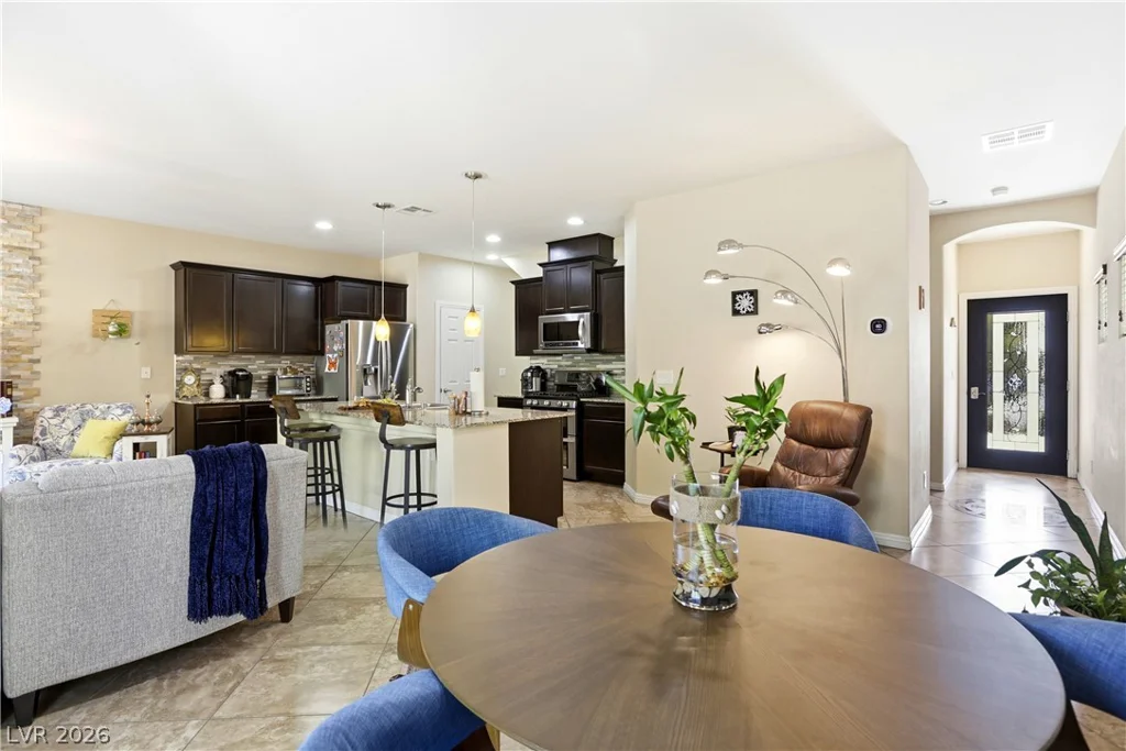 2815 Rough Green, Las Vegas, NV 89117