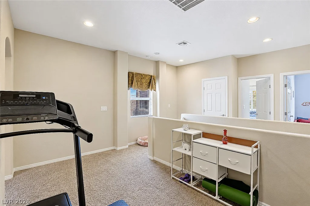 2815 Rough Green, Las Vegas, NV 89117