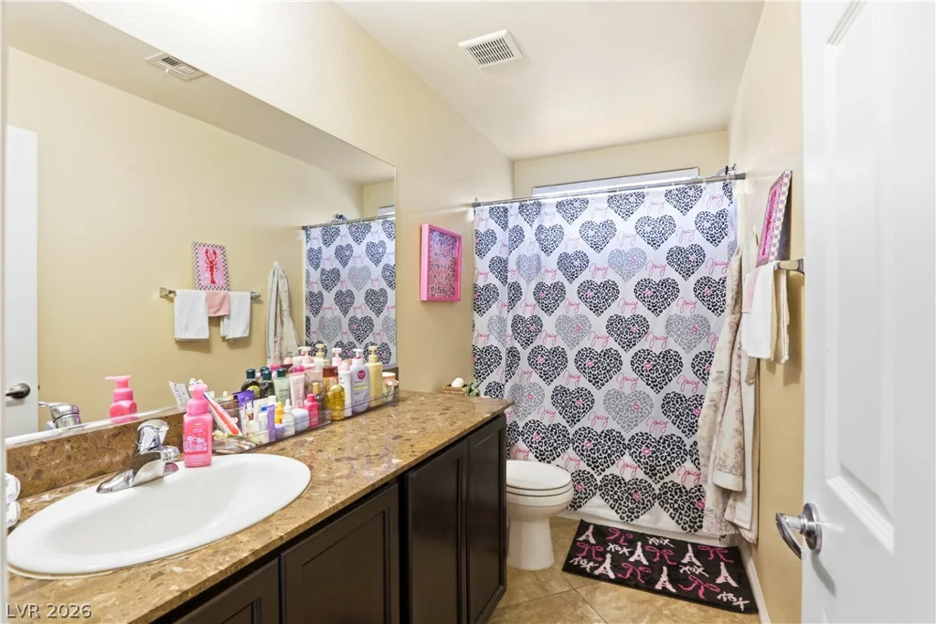 2815 Rough Green, Las Vegas, NV 89117