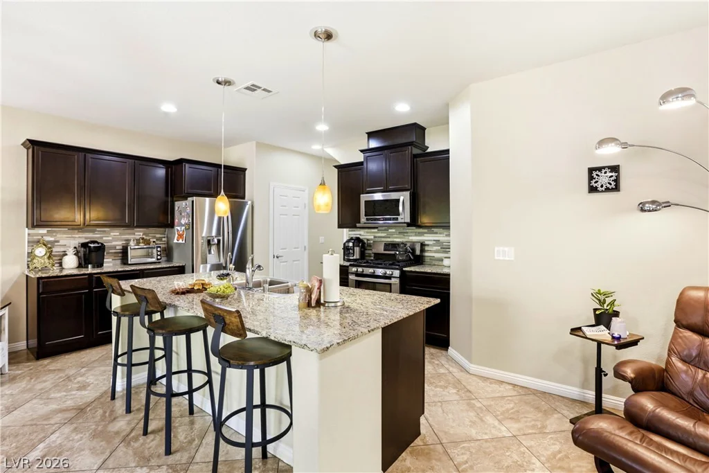 2815 Rough Green, Las Vegas, NV 89117