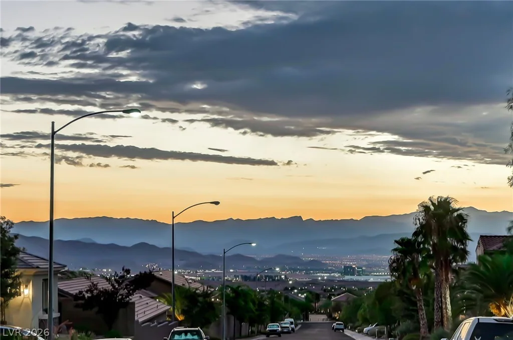 2586 Kinghorn, Henderson, NV 89044