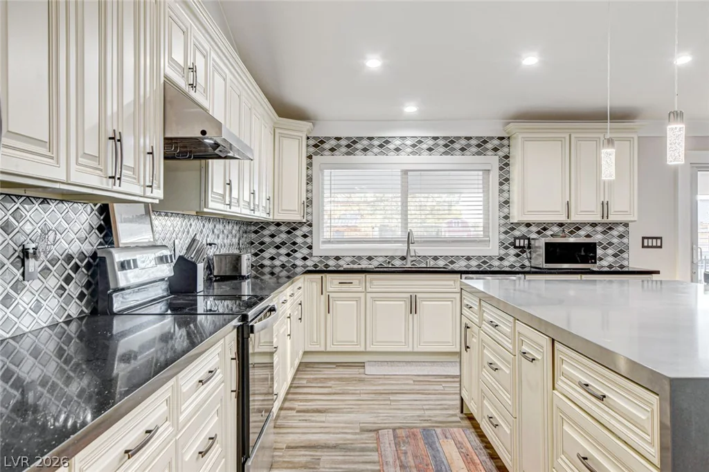 5353 Dorrell, Las Vegas, NV 89131