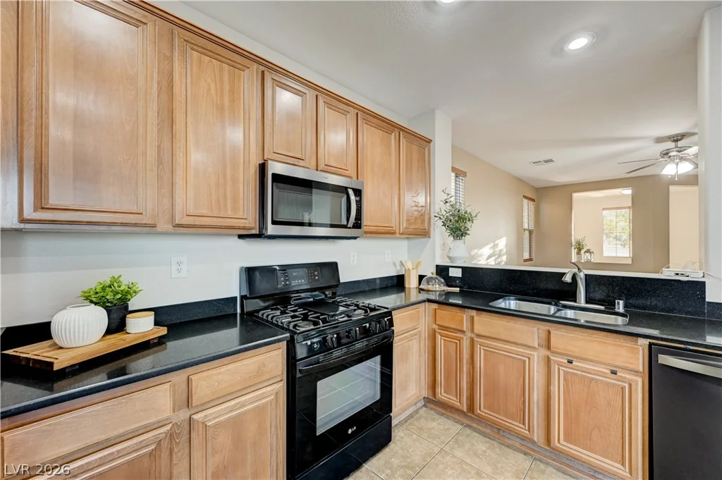 11668 Kindsland, Las Vegas, NV 89183