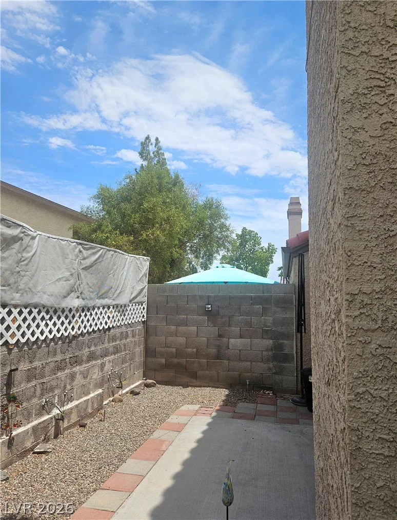 1727 Comstock, Henderson, NV 89014