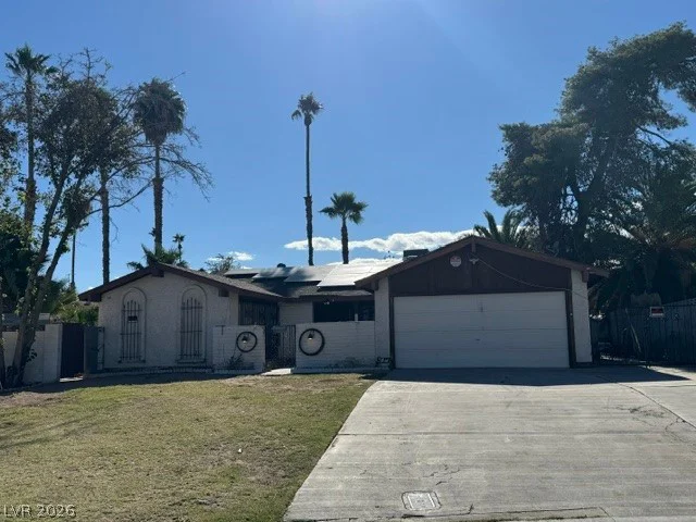 3881 Casa Colorado, Las Vegas, NV 89121