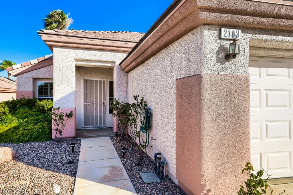 2103 High Mesa, Henderson, NV 89012