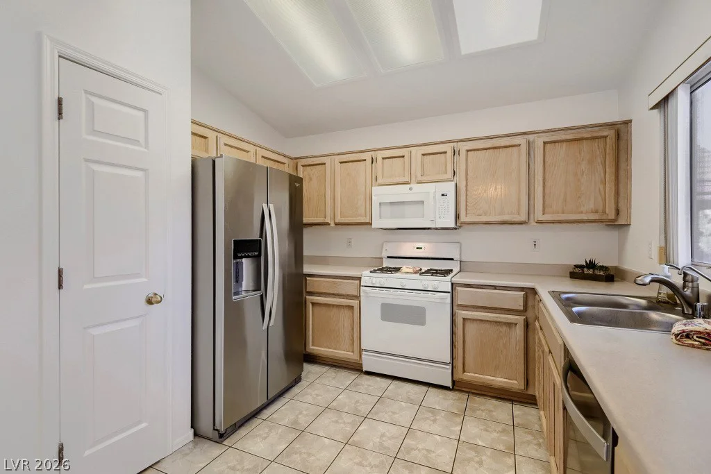 2103 High Mesa, Henderson, NV 89012