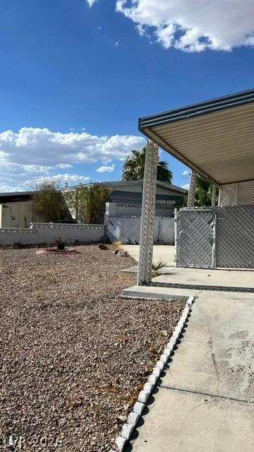312 Sir Jeffery, Las Vegas, NV 89110