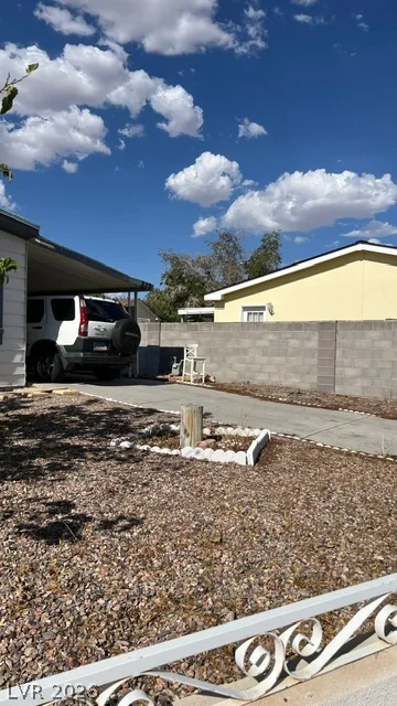 312 Sir Jeffery, Las Vegas, NV 89110